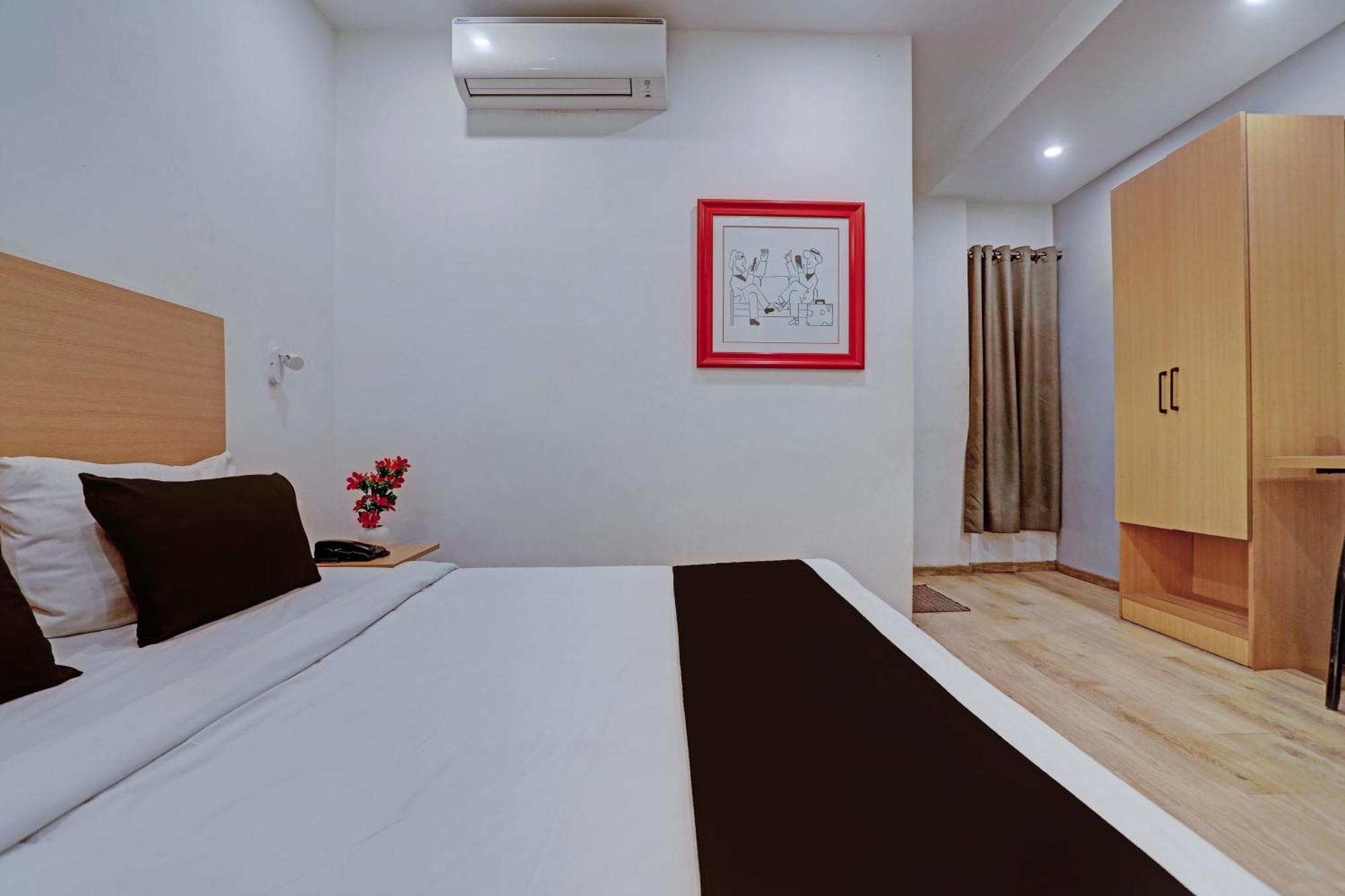Townhouse Near Secunderabad Railway Station, Yashoda Hospital, Patny Centre Экстерьер фото